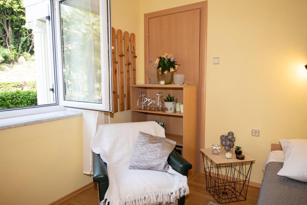 Apartmens Egle Opatija Apartman Kültér fotó